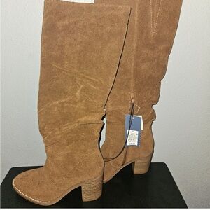 Universal Thread Lainee Heeled Scrunch Tall Boots Women's size 7.5